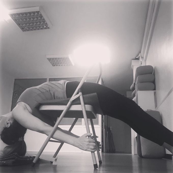 VIPARITA DANDASANA